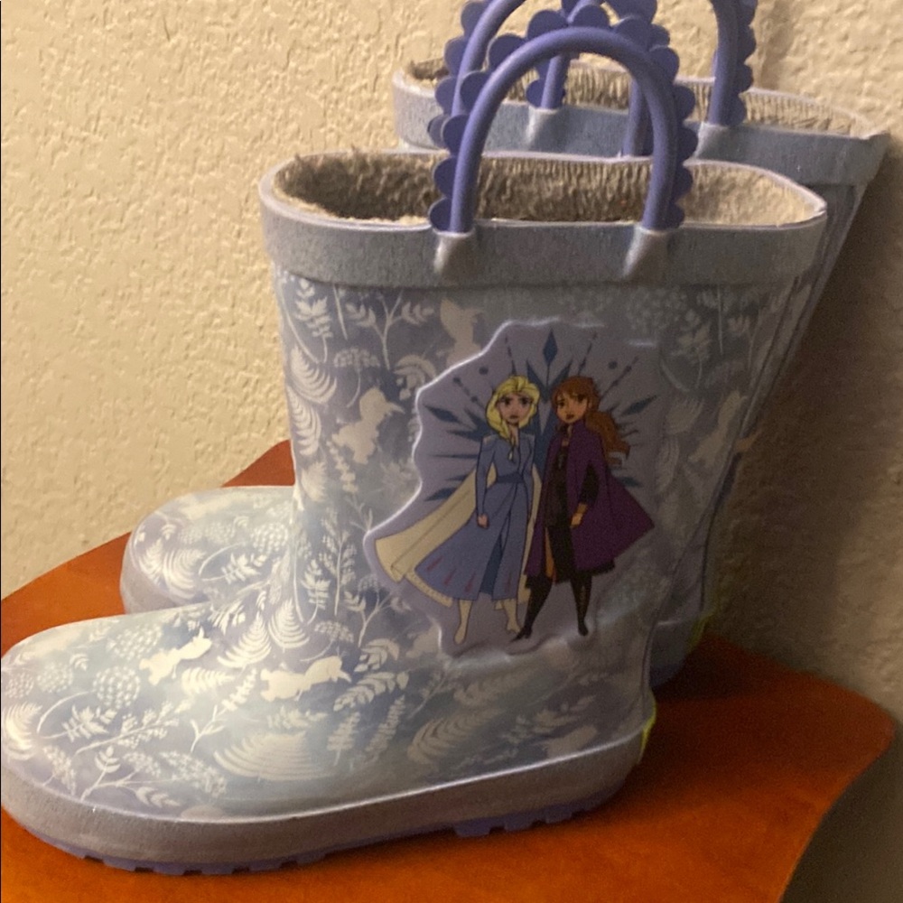 Disney Frozen II Kids Boots with Purple Accents